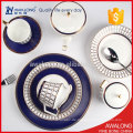 Awalong Knochen China Abendessen mit königlichen Design goldenen Felge Keramik Western Geschirr Set gesetzt